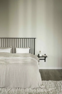 Rowico Riggins Sängynpääty, Musta -Vuodevaatteet Myynti 2000132639 30 Rowico Riggins s ngynp ty 30 2