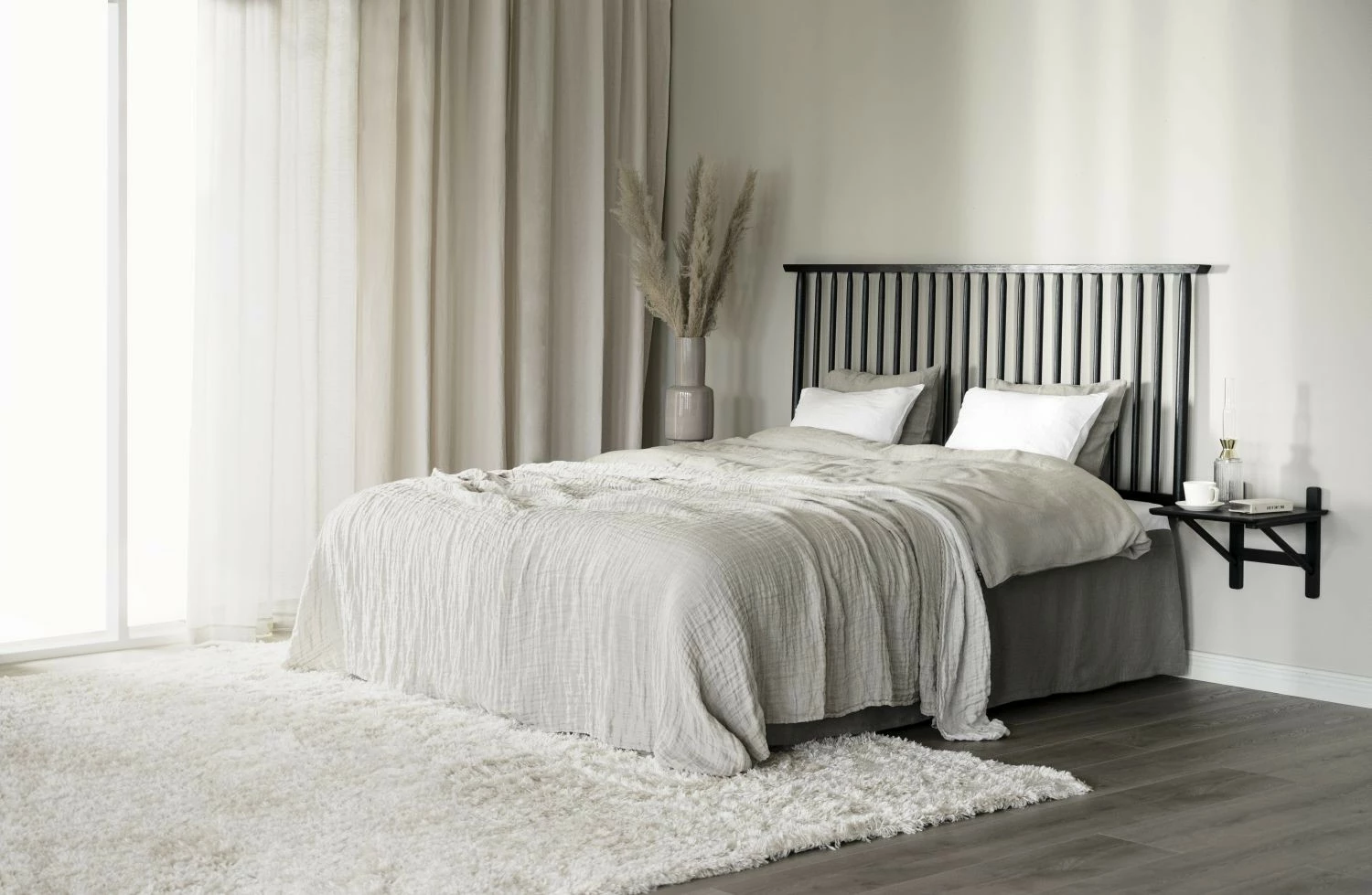 Rowico Camrose Yöpöytä Musta 6 Rowico Camrose Yöpöytä Musta - Image 4